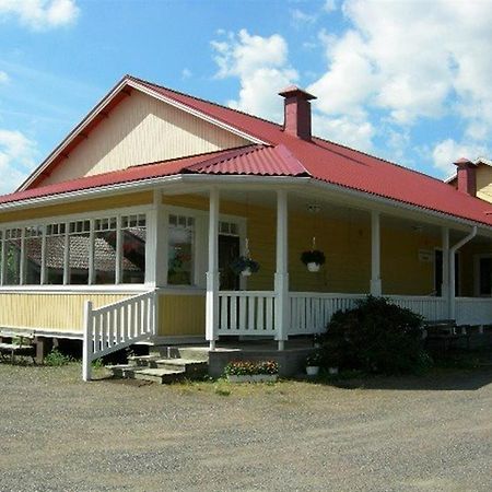 Hotel Majatalo Myoetaetuuli Pitkajarvi  Exterior foto